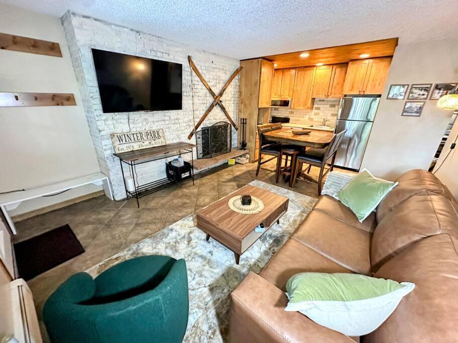 Winter Haus, Winter Park 2 Bedrooms Corner Unit W Outdoor Patio Walking Distance To The Center Of Town Exteriér fotografie